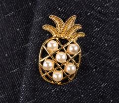 Pin, pineapple with pearls (2602)