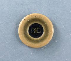 Button no 11d: beige 23mm (3501)