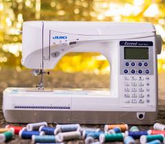 Sewing machine JUKI HZL-F300 + voucher for 100 PLN + a4 pattern